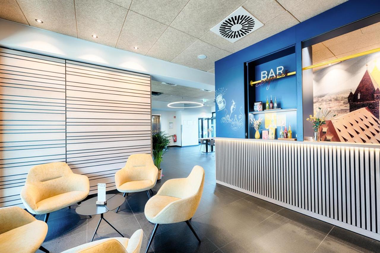 B&B Hotel Nuernberg-Plaerrer Exteriör bild